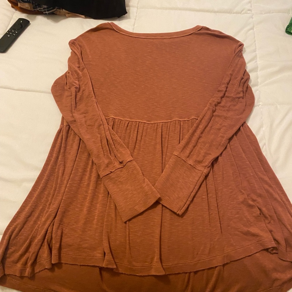 American Eagle Long Sleeve top
